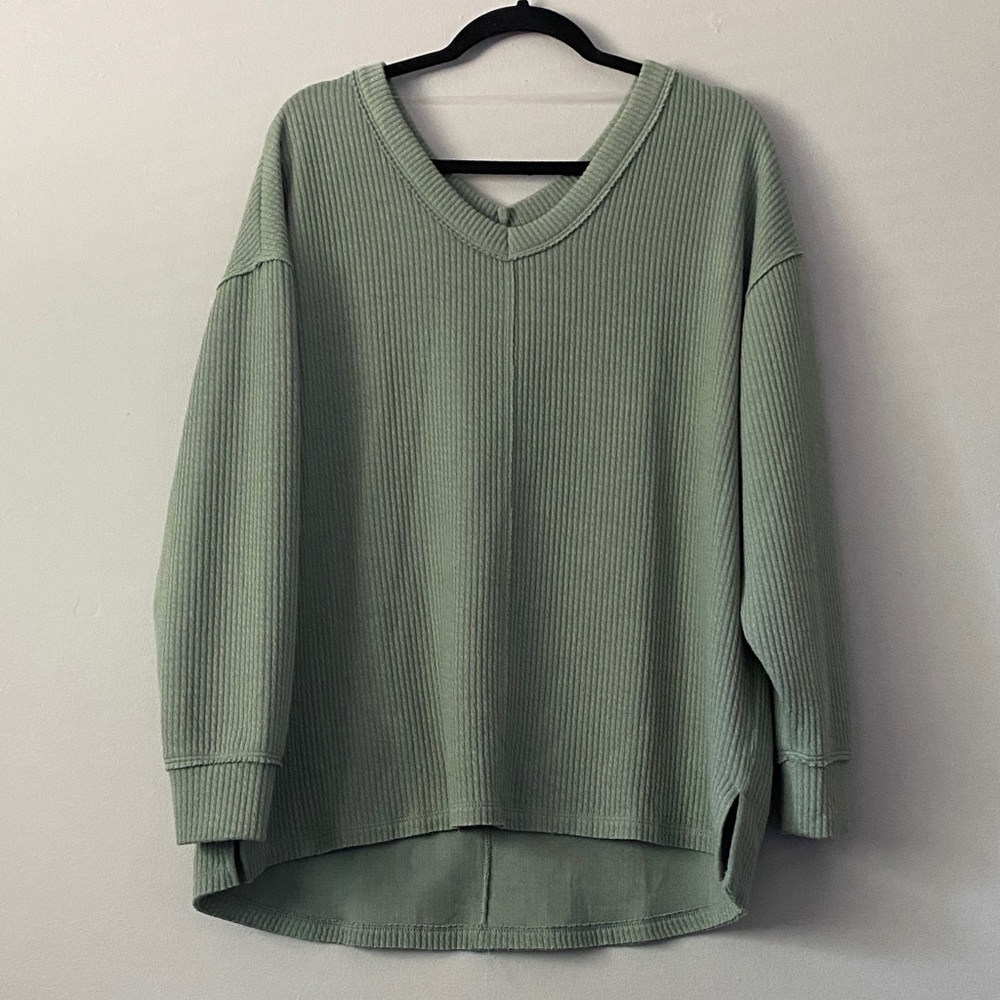 SO Women's V-Neck Ribbed Sweater - Sage Green